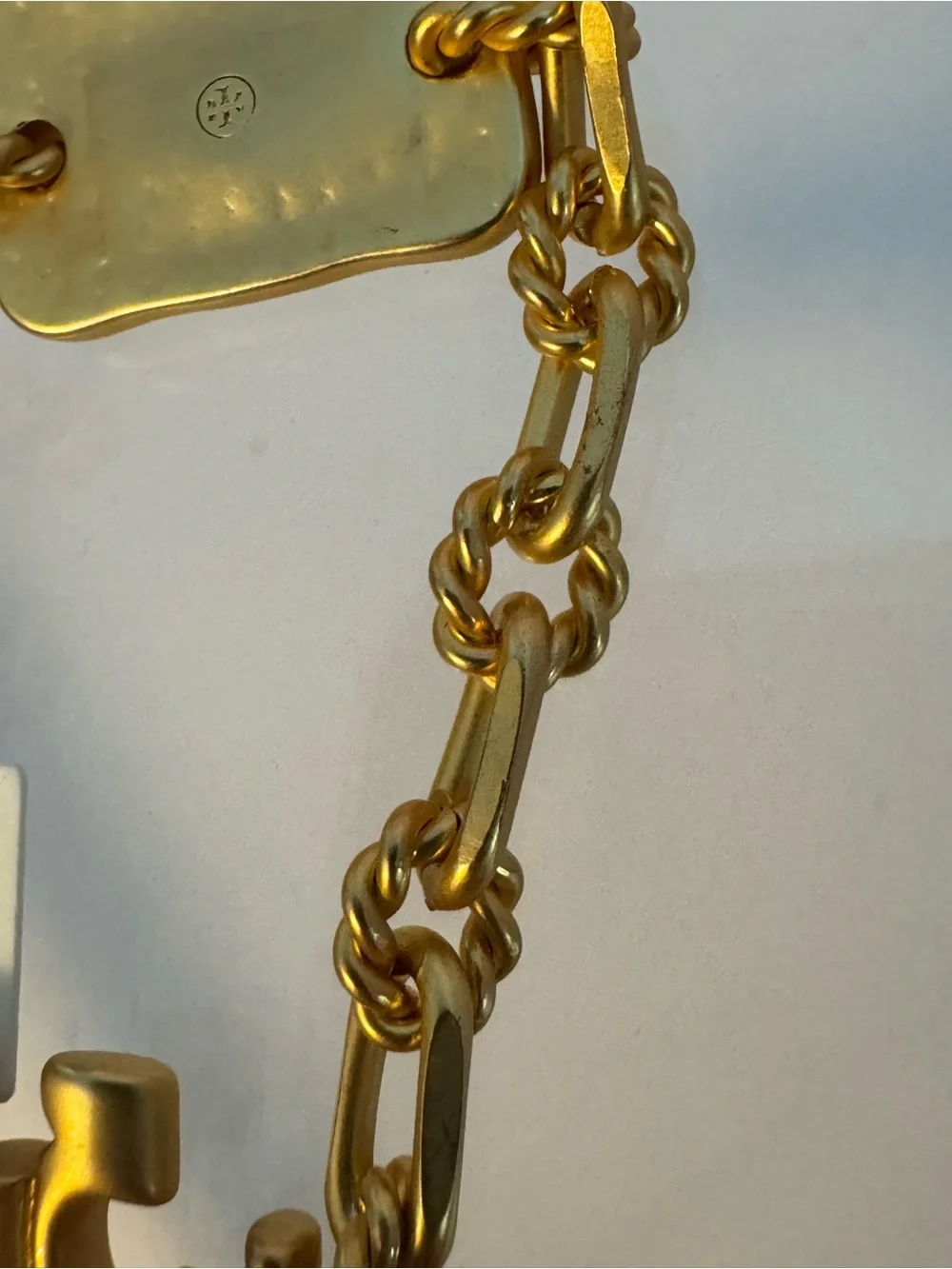Tory Burch Torsade Signature Bar Chain 18K Gold Plated Brass Bracelet - Picture 6 of 7
